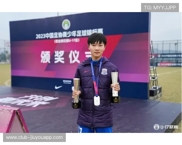 足球俱乐部在青训中注重保护未成年人隐私与信息安全管理，青少年足球俱乐部运营模式